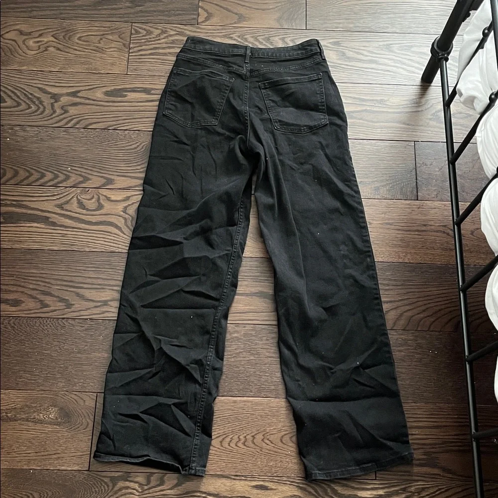 Old Navy High Waisted Wow Wide Legged Jeans. - Picture 6 of 6